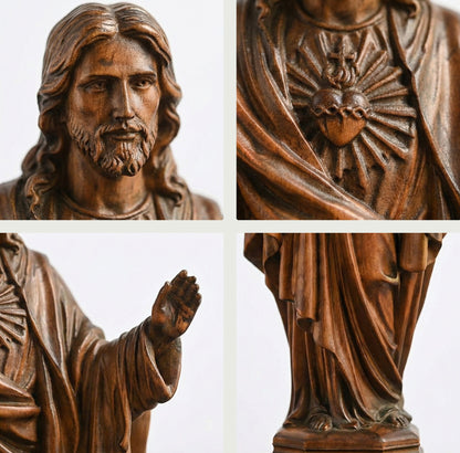 Sagrado Corazón Tallado en Madera de Gran Nobleza